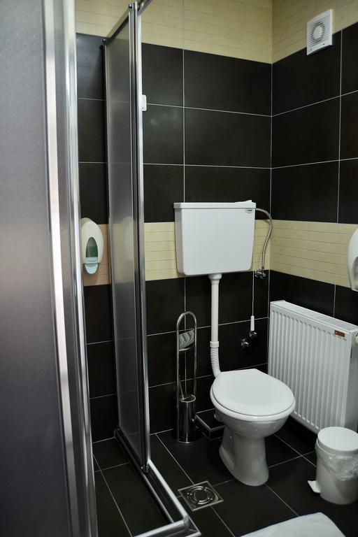 Hotel Golf Kruševac Habitación foto